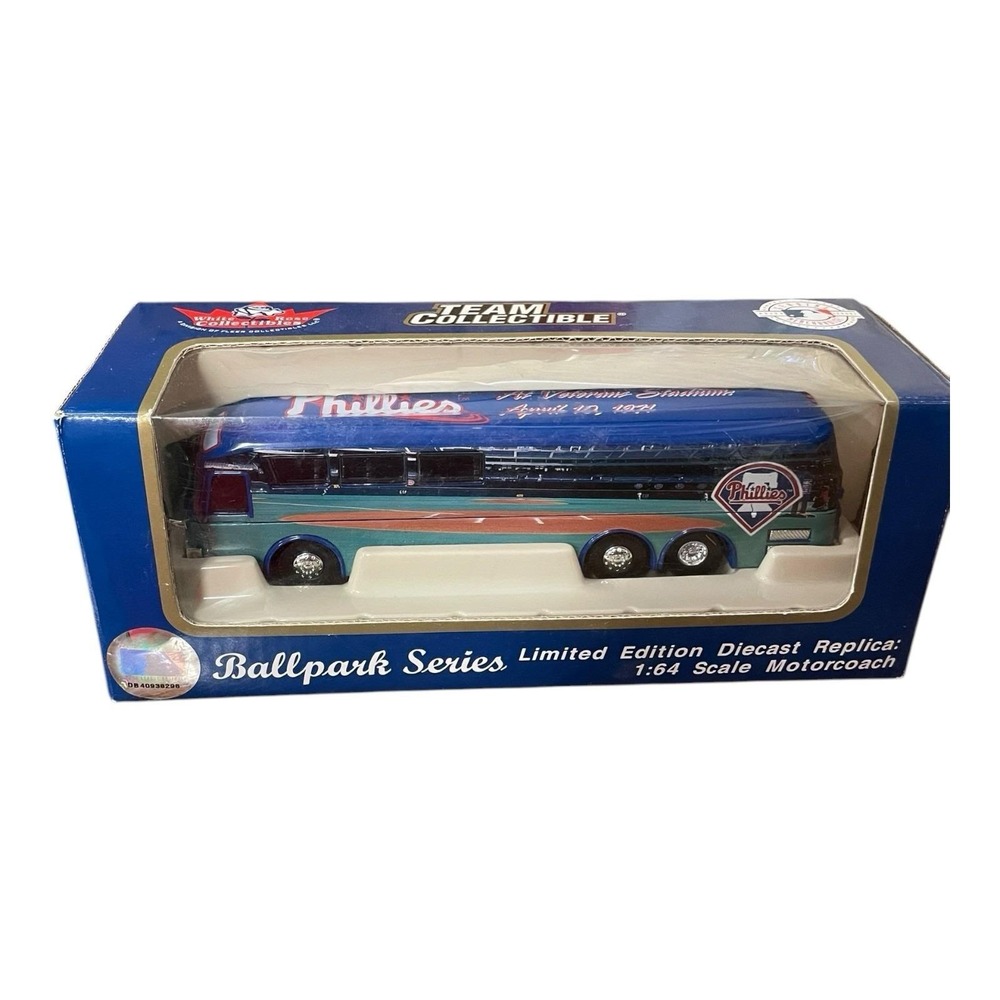 Philadelphia Phillies Fleer Diecast Motorcoach  1/64 2001 At Veterans Stadium